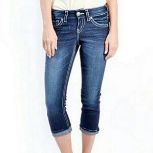 Silver Suki Capri Sequin Embroidered S Pocket Ankle Cropped Capri Designer Jeans